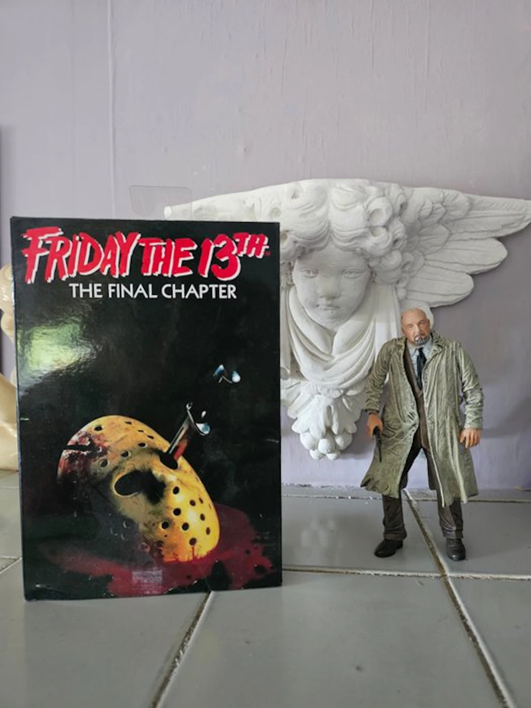 Friday the 13th, Halloween - - Movie prop