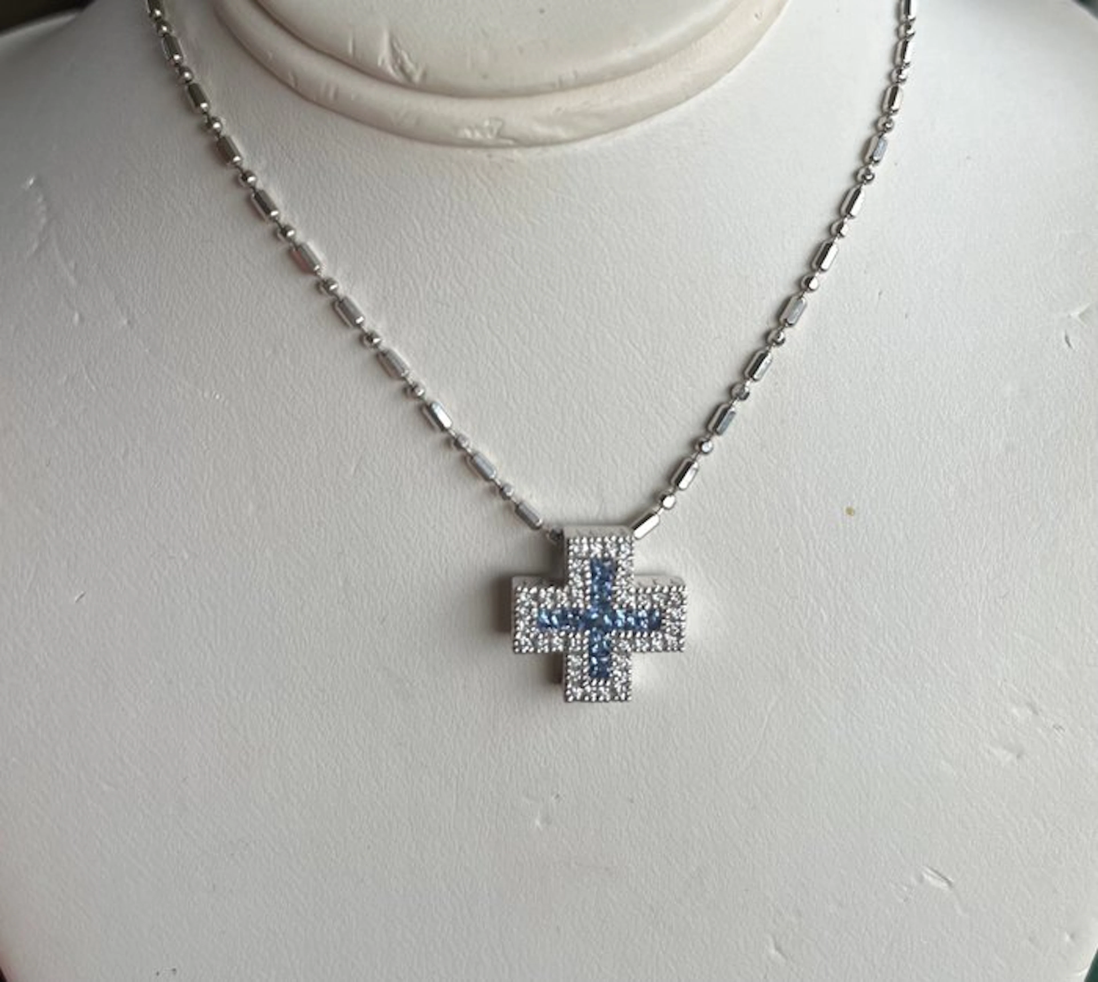 Necklace with pendant - 14 kt. White gold Diamond (Natural) - Sapphire