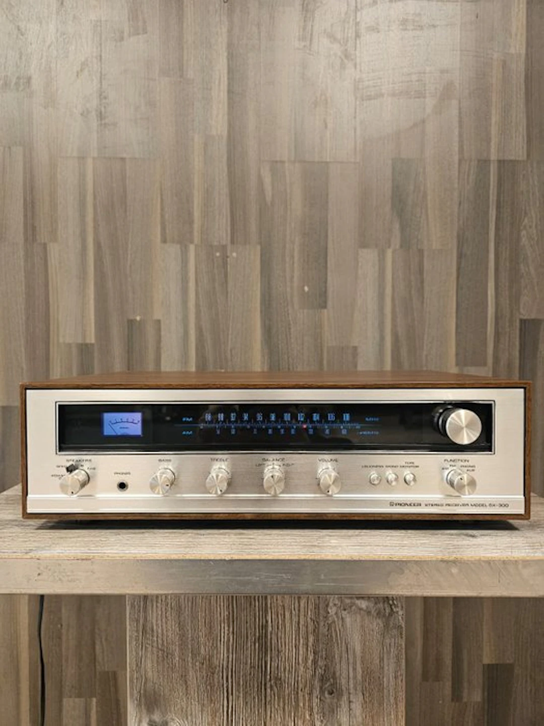 Pioneer - SX-300 Solid state stereo receiver