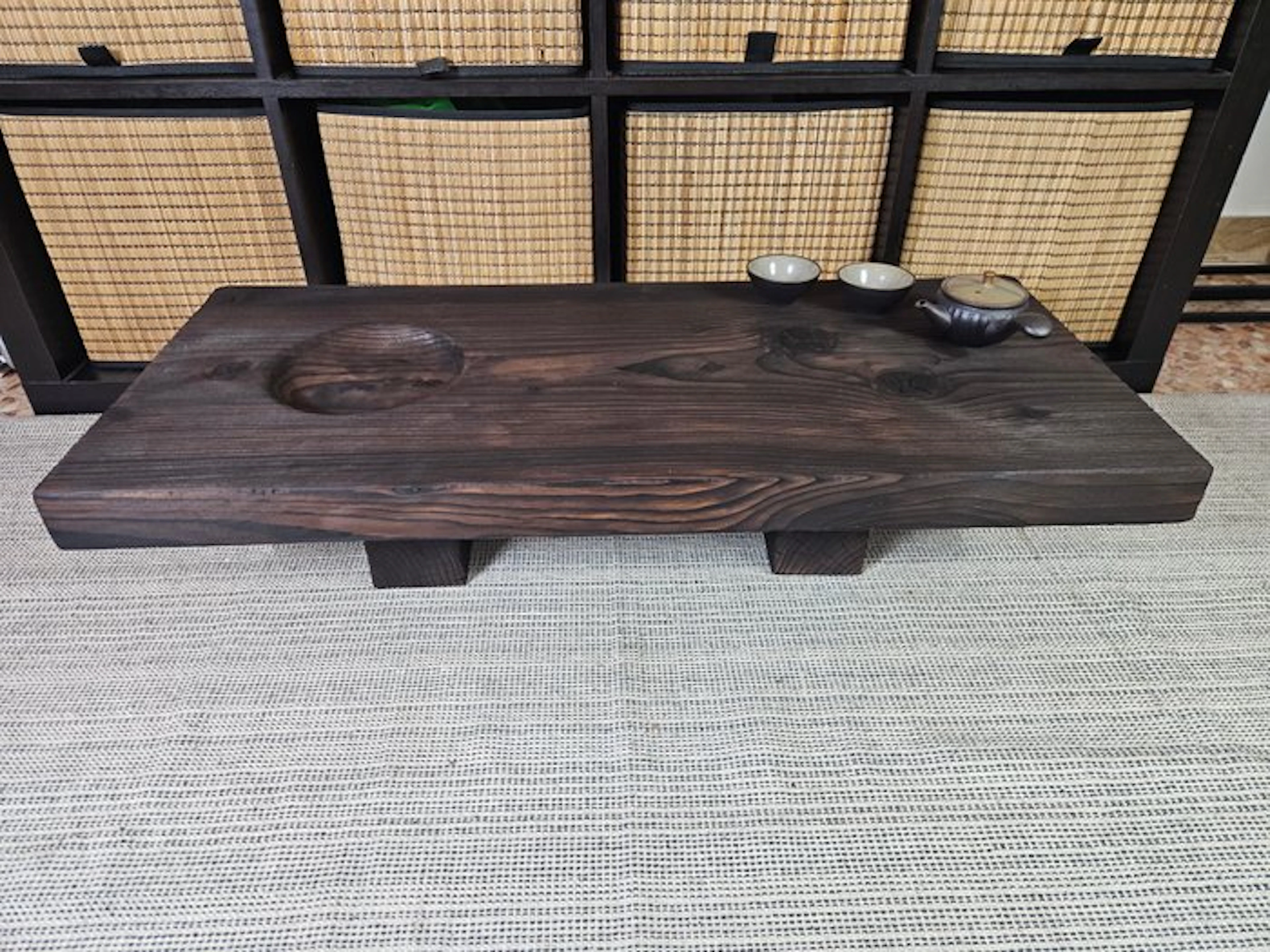 Dean Marino - Dean Marino - Coffee table - belly button...