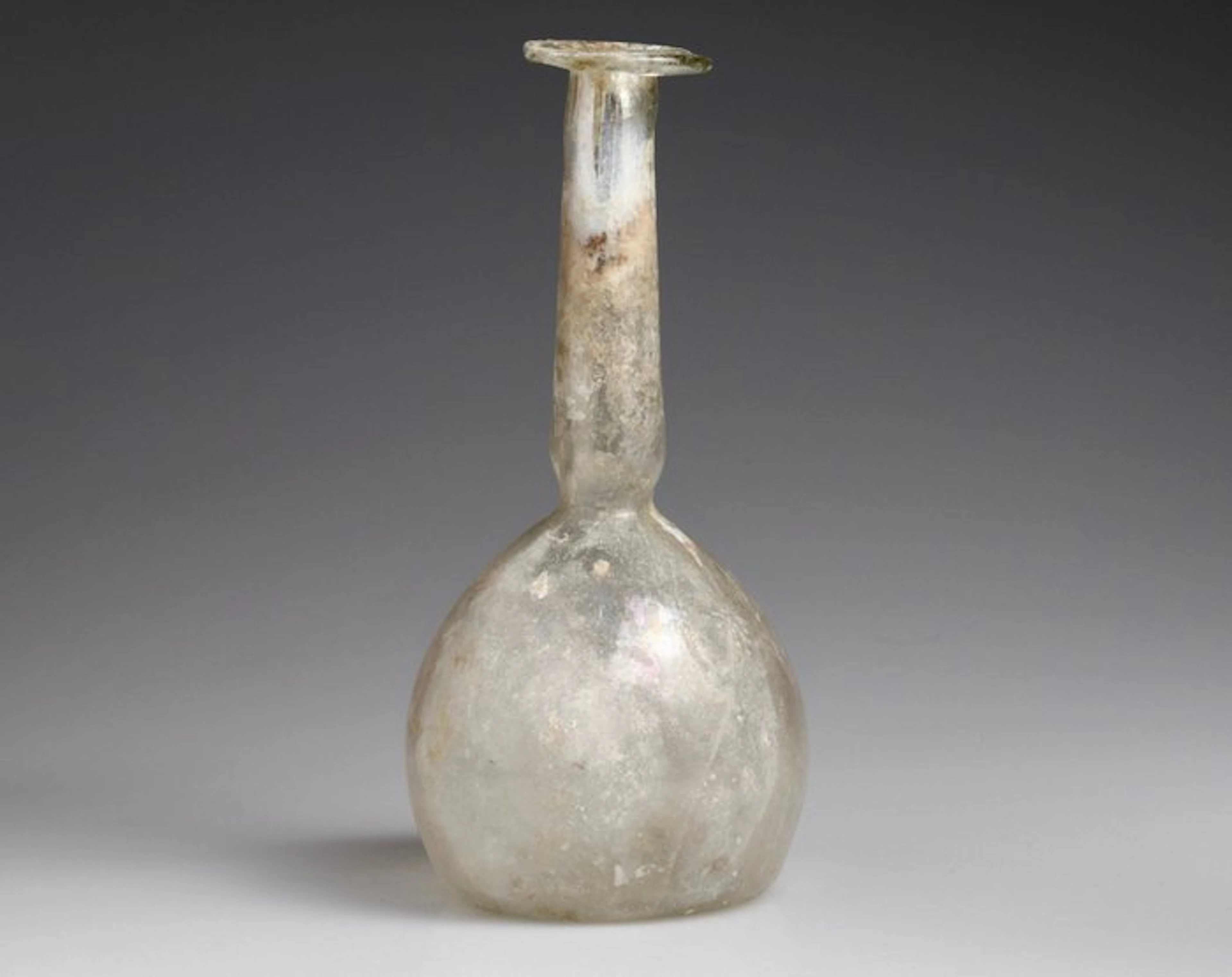 Ancient Roman, Empire Glass Large unguentarium with an ovoid body - 150 mm