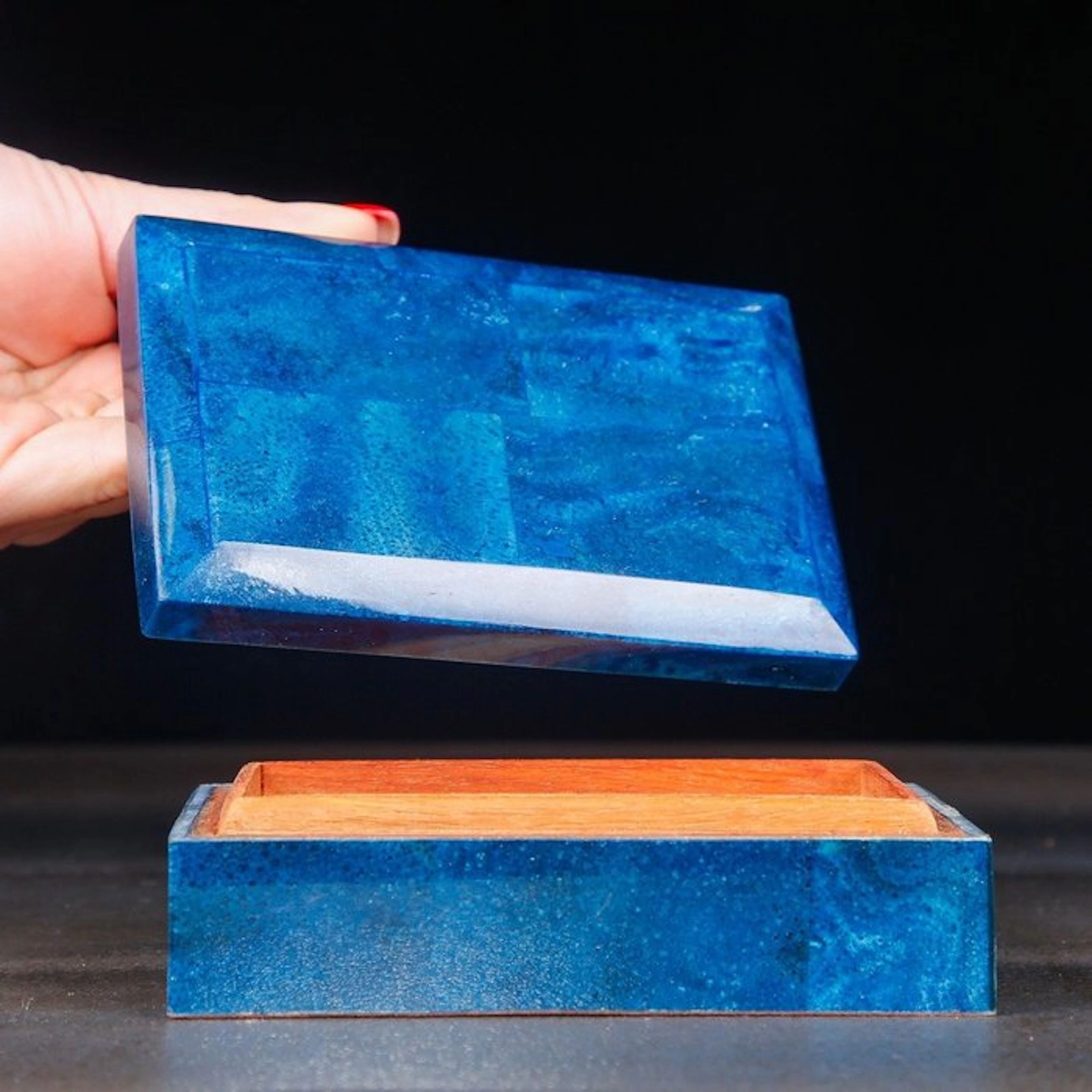 Exclusive Jewelry Box - Natural Blue Coral - Heliopora...