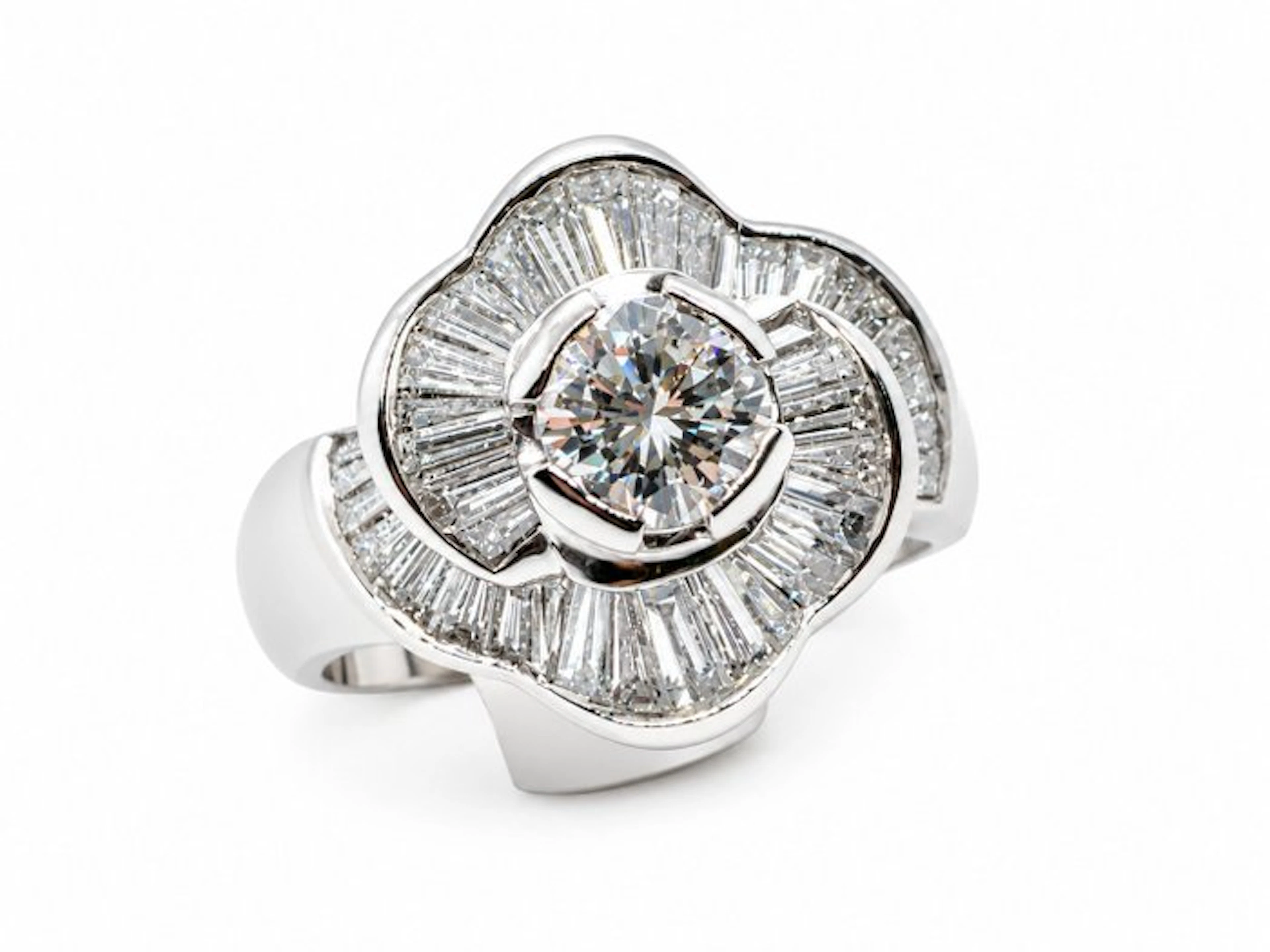 Statement ring - 18 kt