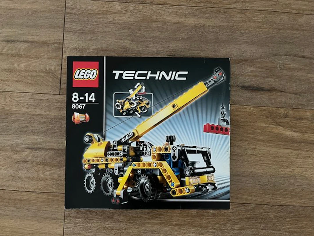 LEGO Set - 8067 - Technic - Mobile Crane