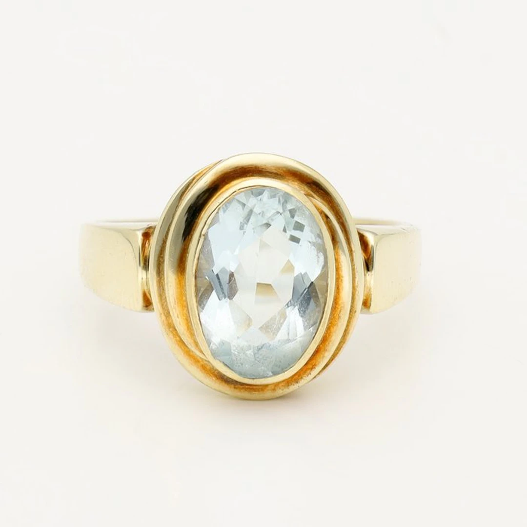 Ring - 14 kt. Yellow gold Aquamarine