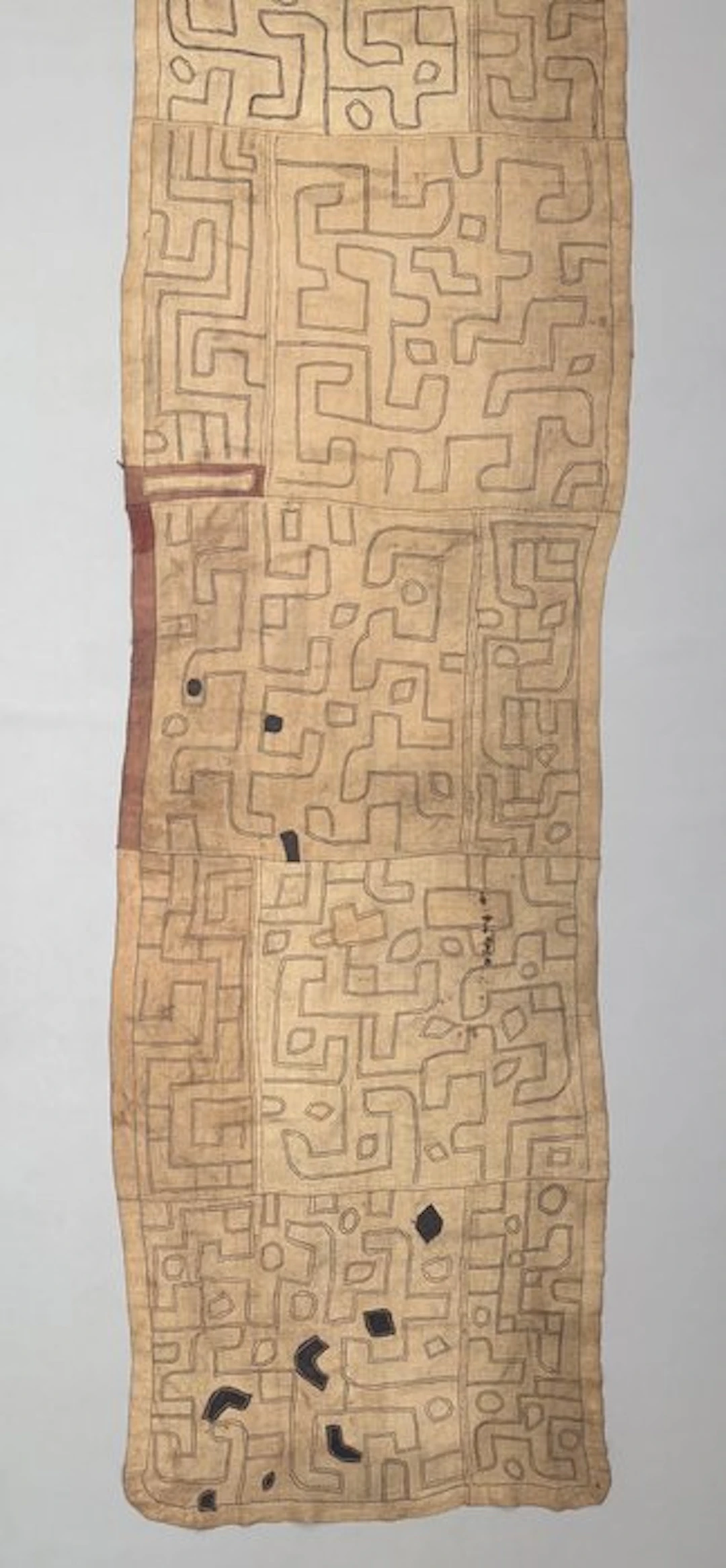 Textile 460 cm. - Kuba - DR Congo (No reserve price)