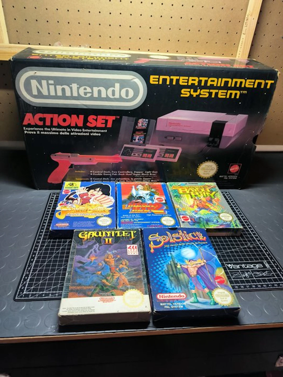 Nintendo - Nes - Nintendo Entertainment System Action Set...