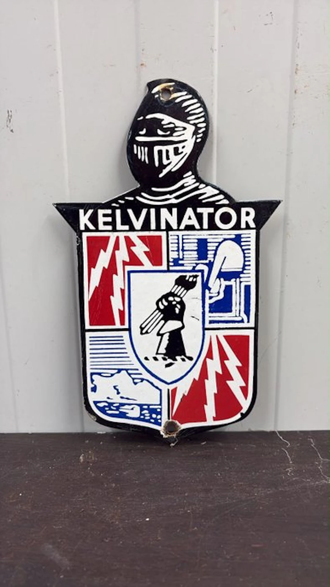 Kelvinator – Knight-shaped – Vintage enamel advertising...