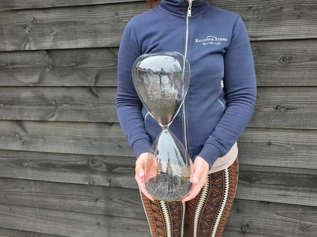 Hourglass - Glass - 2026 - XXL 41cm
