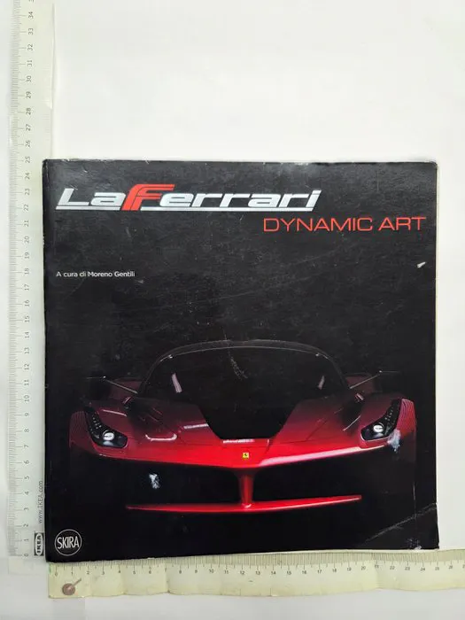 Book - Ferrari - Libro La Ferrari dynamic art