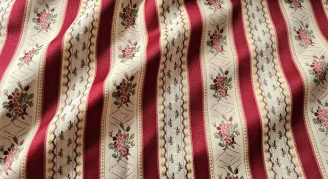 Boudoir d’Epoca – Elegance in floral stripes - Upholstery fabric -