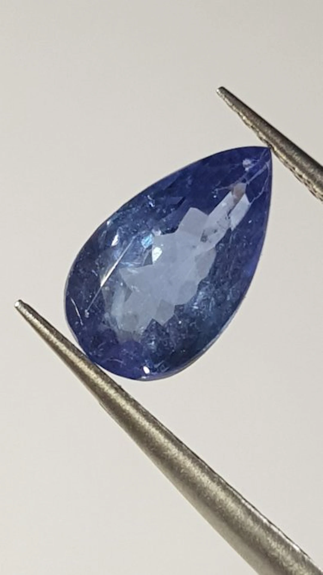 1 pcs Blue Tanzanite - 2.66 ct - Antwerp Laboratory for Gemstone Testing (ALGT)