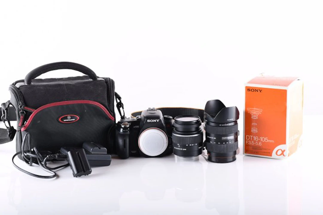 Sony A500 + DT 16-105 3.5-5.6 + DT 18-55 SAM 3.5-5.6...