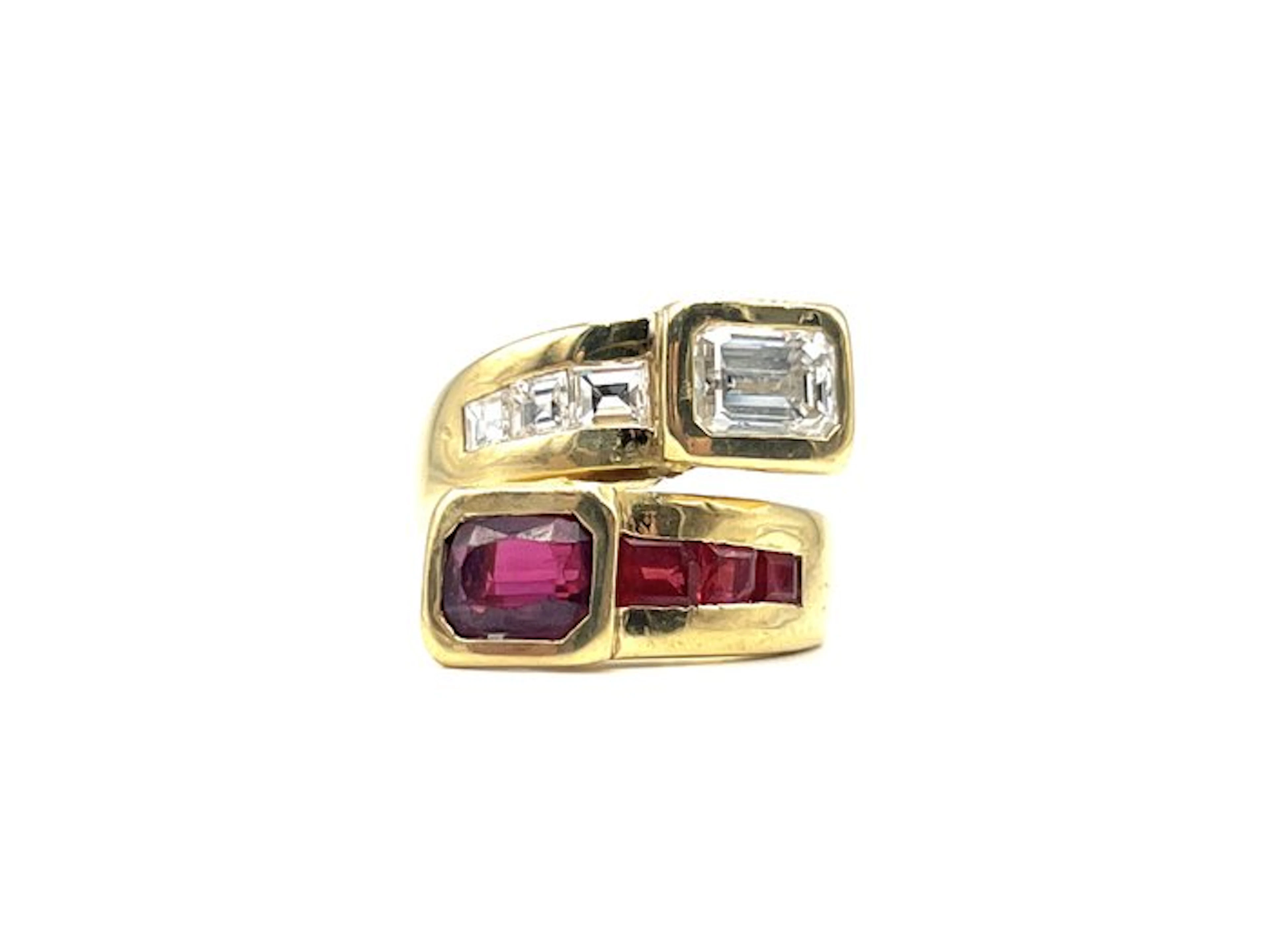 Ring - 18 kt. Yellow gold - 0.41ct. tw. Diamond (Natural) - Ruby