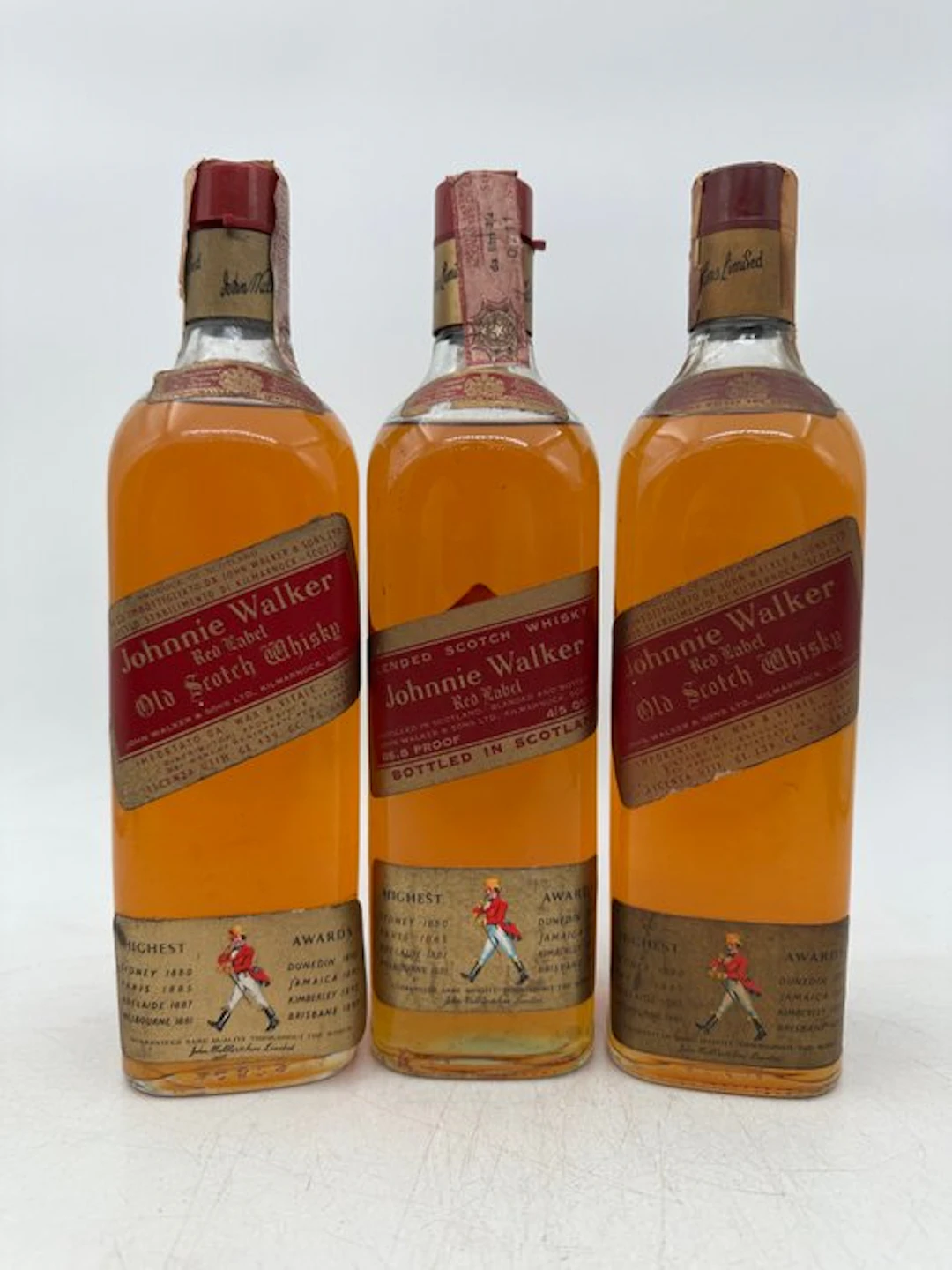 Johnnie Walker Red Label - b. 1970s, 1960s - 75cl - 3 bottles