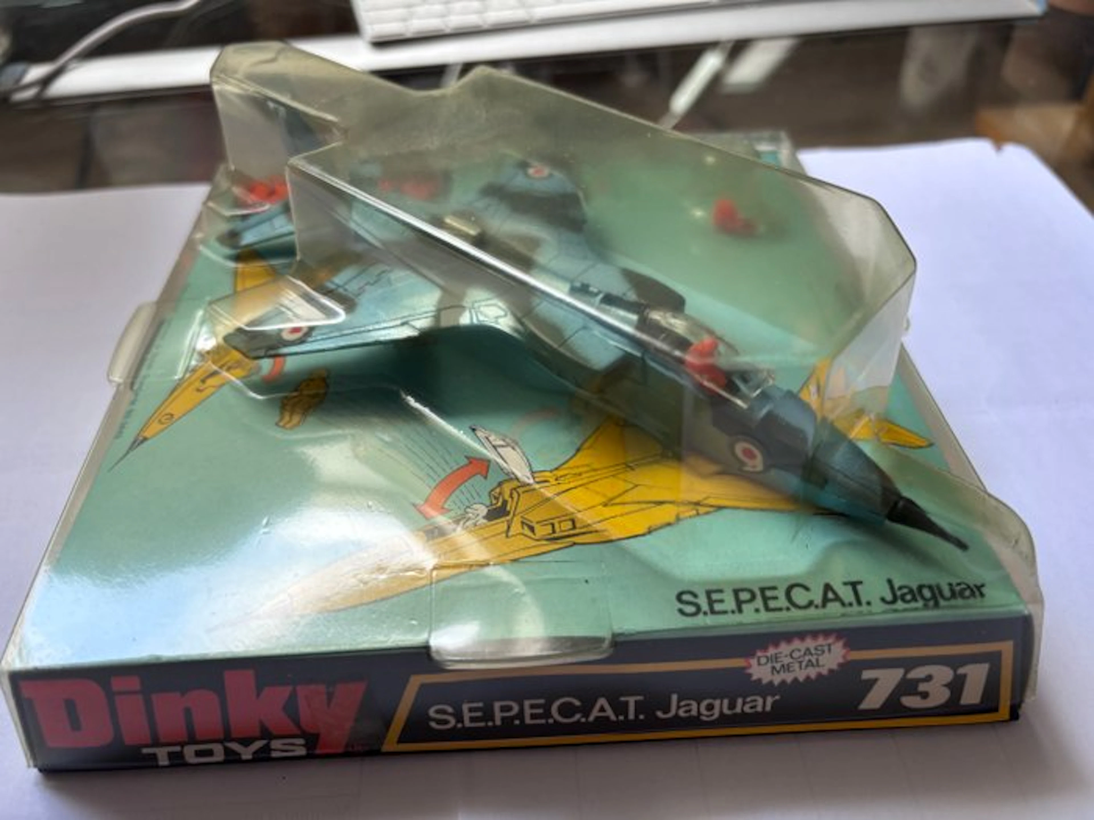 Dinky Toys - Model car - S.E.P.E.C.A.T. Jaguar
