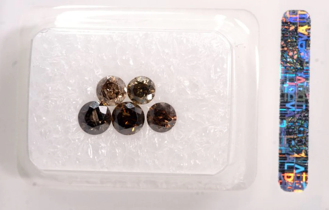 No reserve price - 5 pcs Diamond (Natural coloured) - 0.92 ct - Round - Fancy