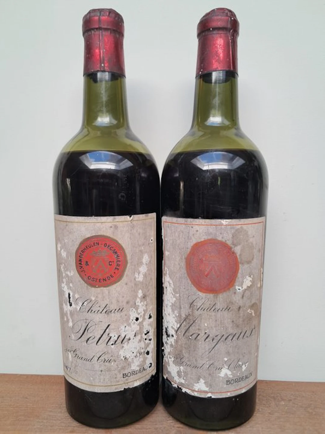 1947 Chateau Petrus & Chateau Margaux (Vandermeulen)...