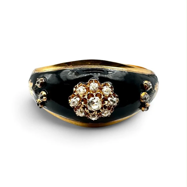 Bracelet Yellow gold 750, diamonds, and black enamel