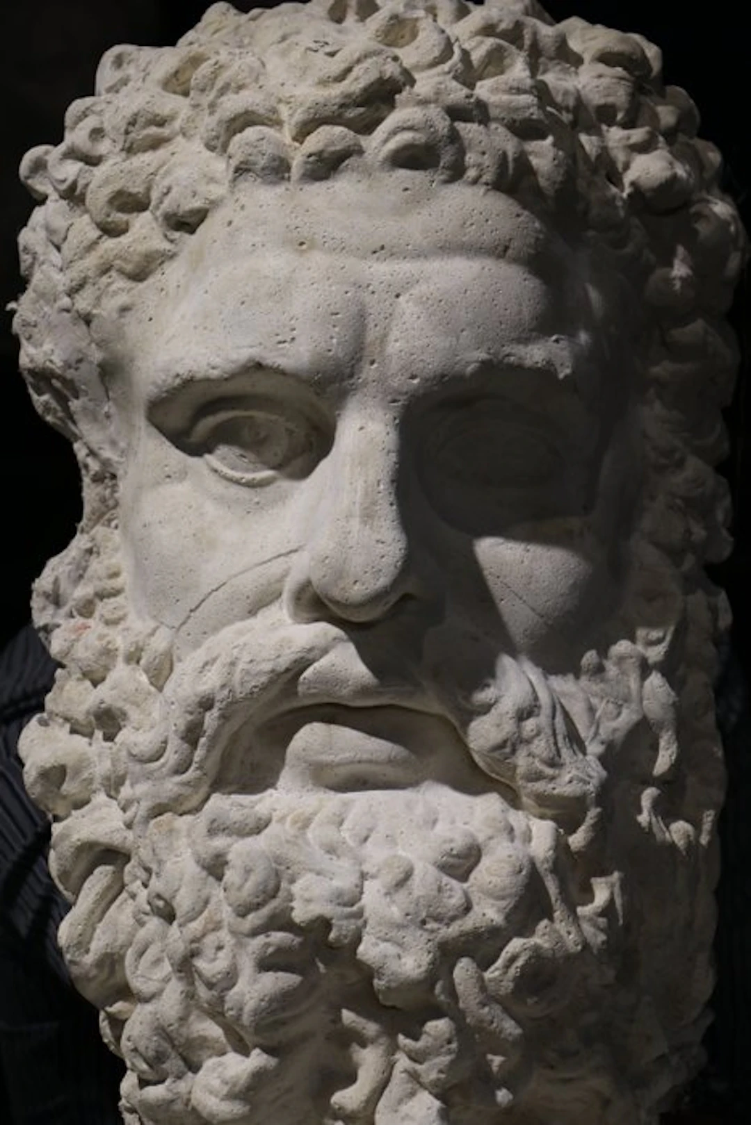 Sculpture, Maschera Ercole Farnese - 50 cm - Plaster