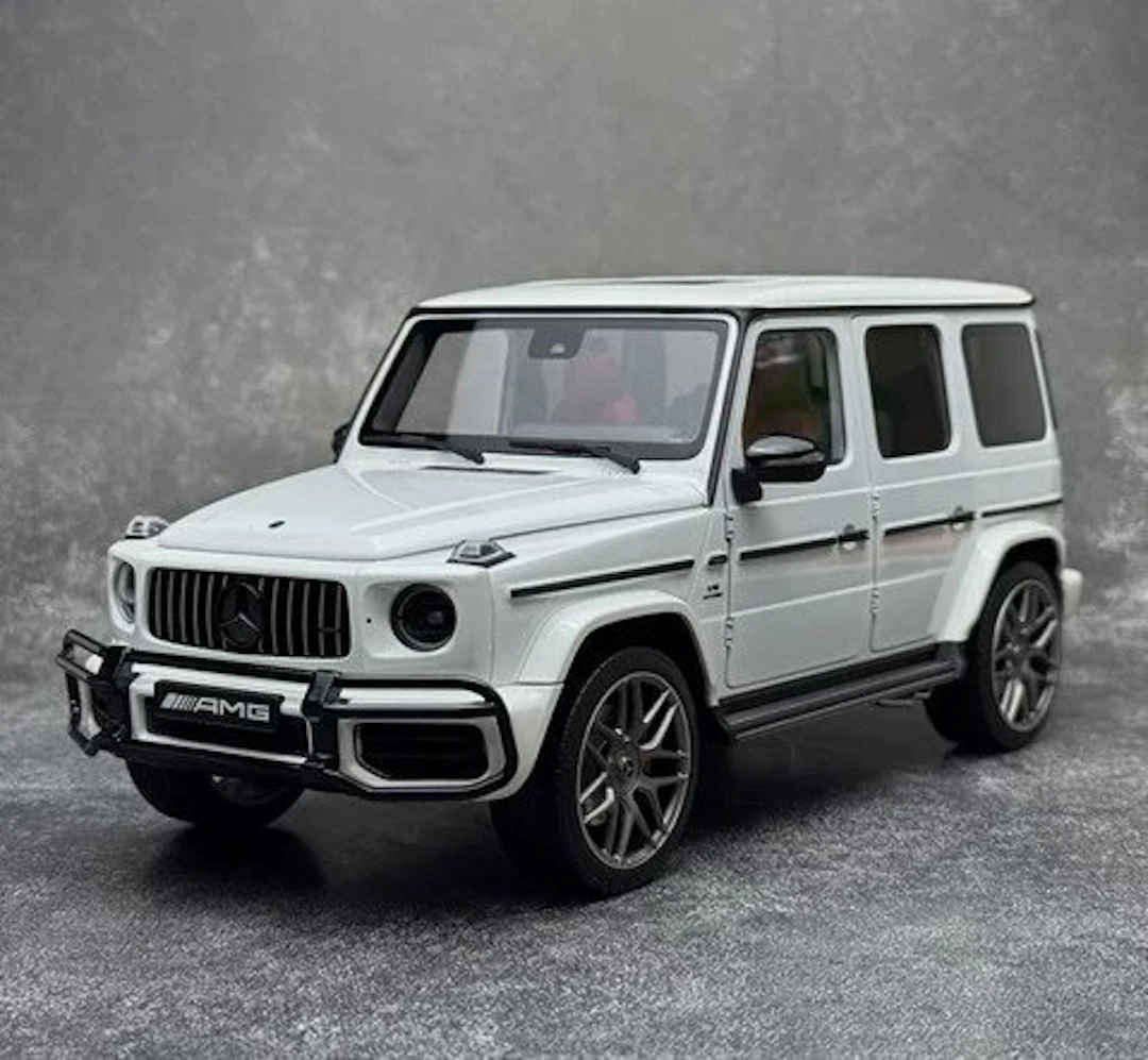 Almost Real 1:18 - Model car - Mercedes-Benz G63 Edition 55 – 2022 – Wit