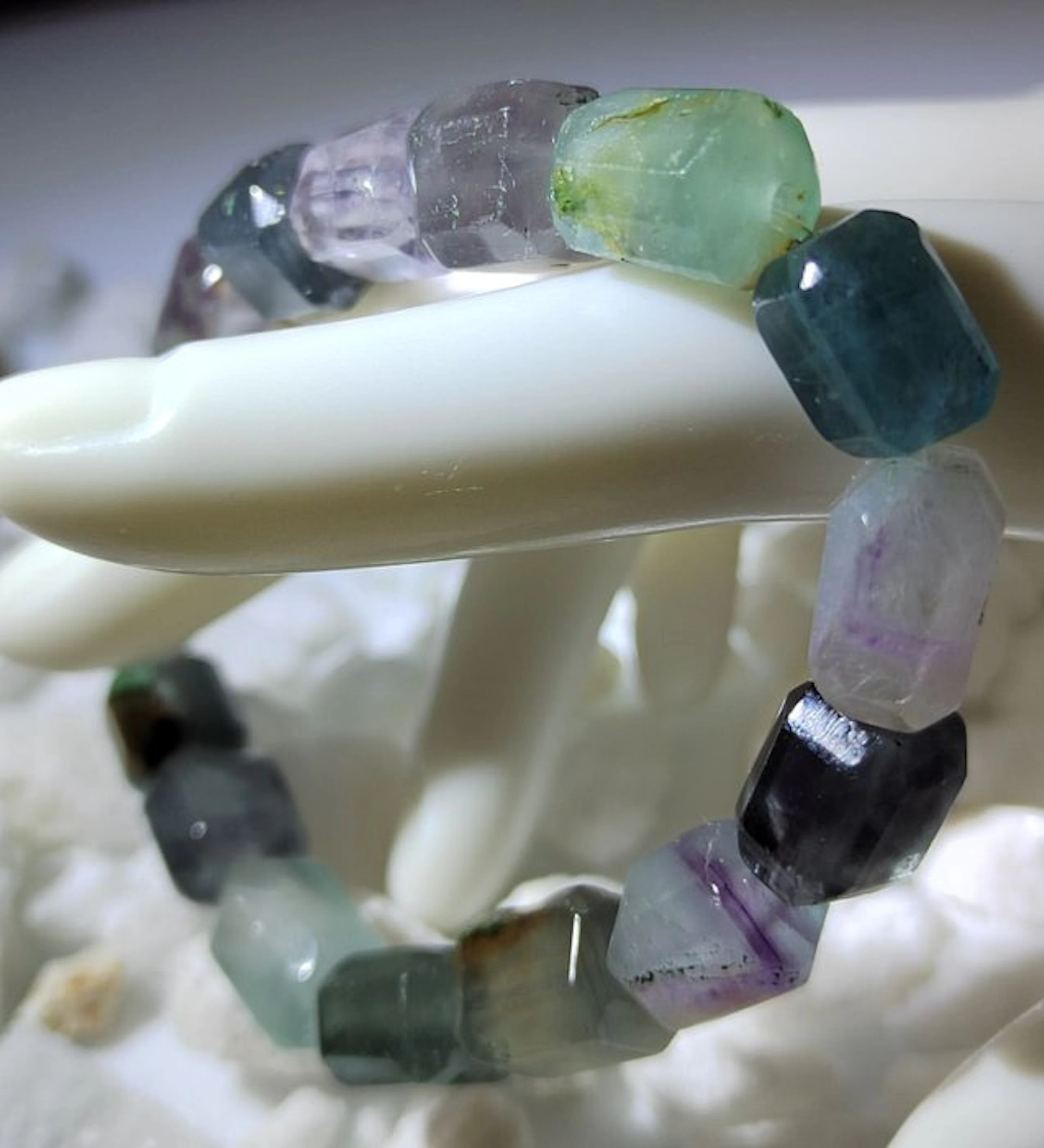 Fluorite bracelet - high quality - 153.10 cts- 30.62 g