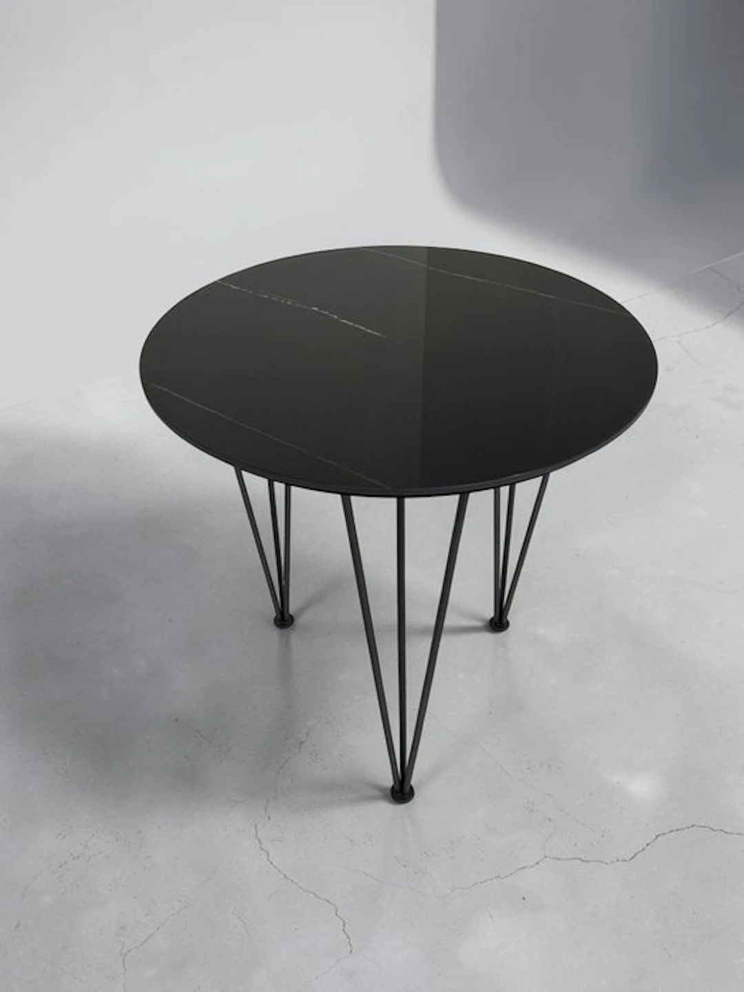 Maconi - Side table - Pyramid - Gres / painted metal tubes
