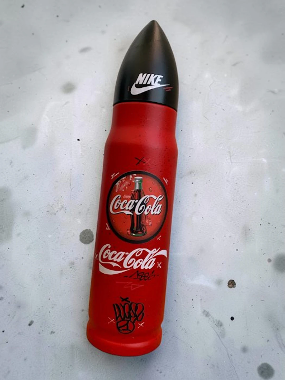 WASE - Figurine - BALLE XXL COCA COLA CUSTOM STREET ART - Metal