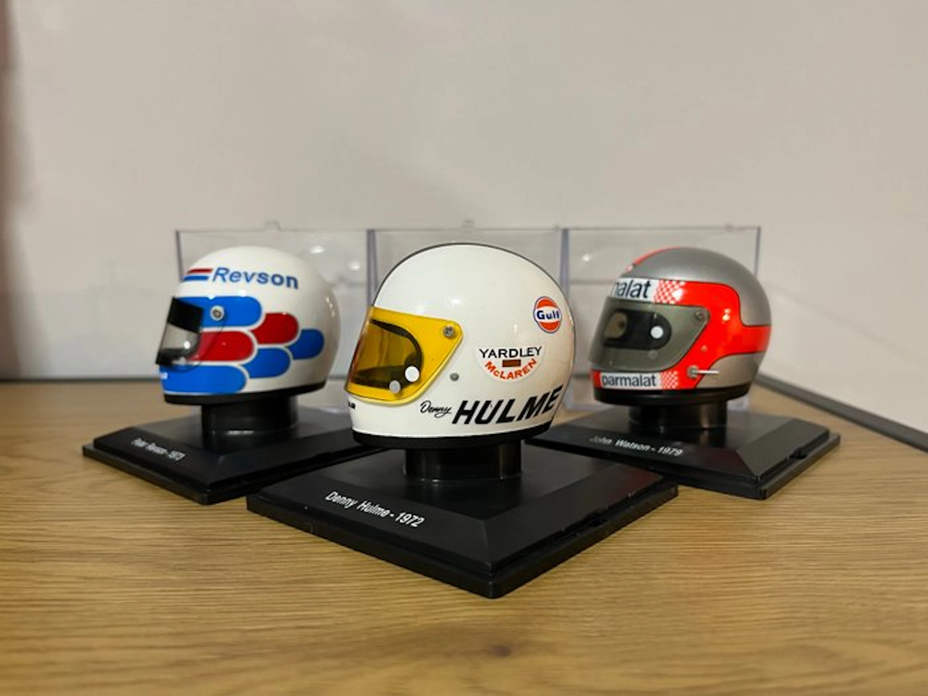Spark 1:5 - Model race car (3) - Denny Hulme 1972 - Peter...