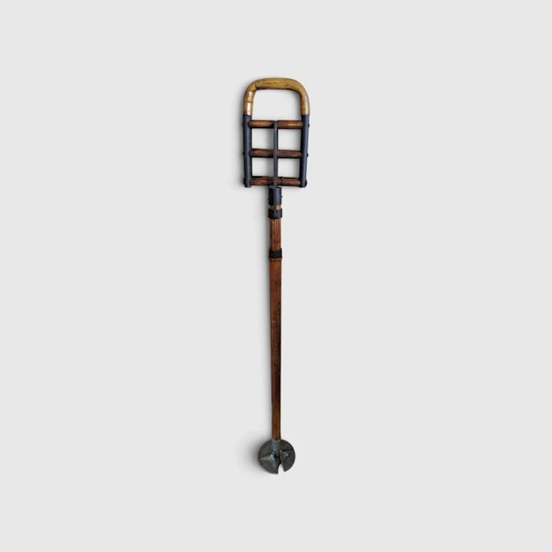Walking stick - Wood/Metal.