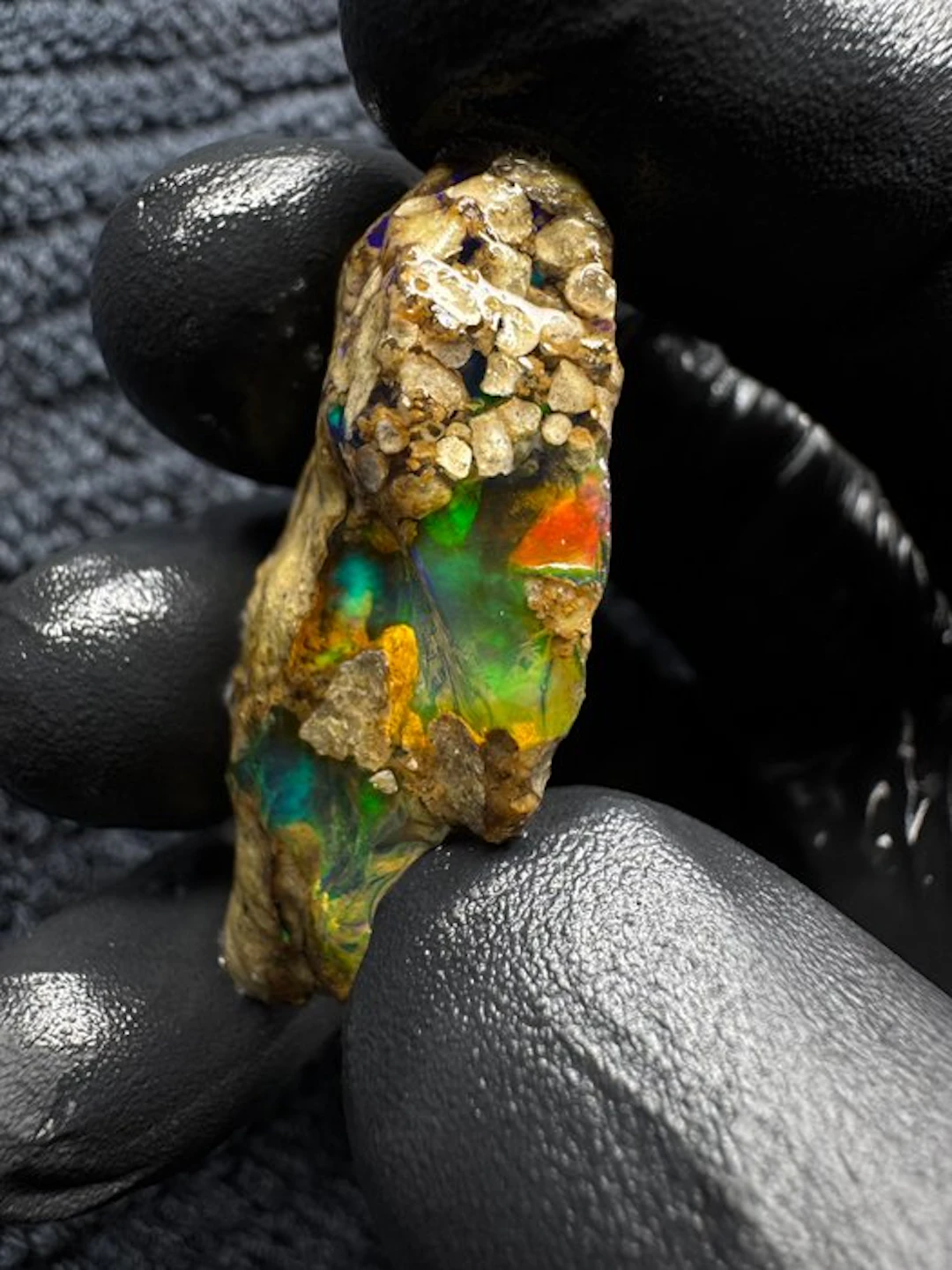 Opal Rough- 8.1 g