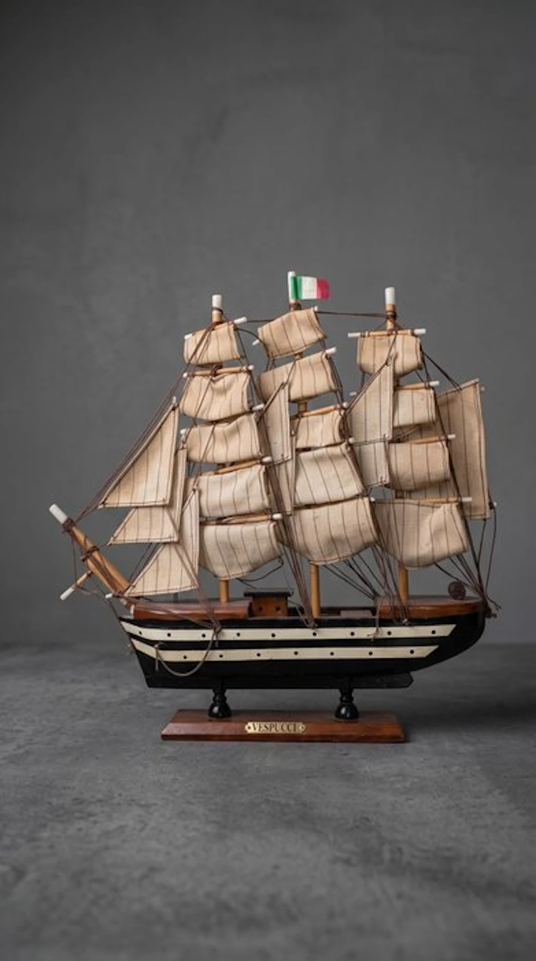 Model ship - Nave Scuola Amerigo Vespucci