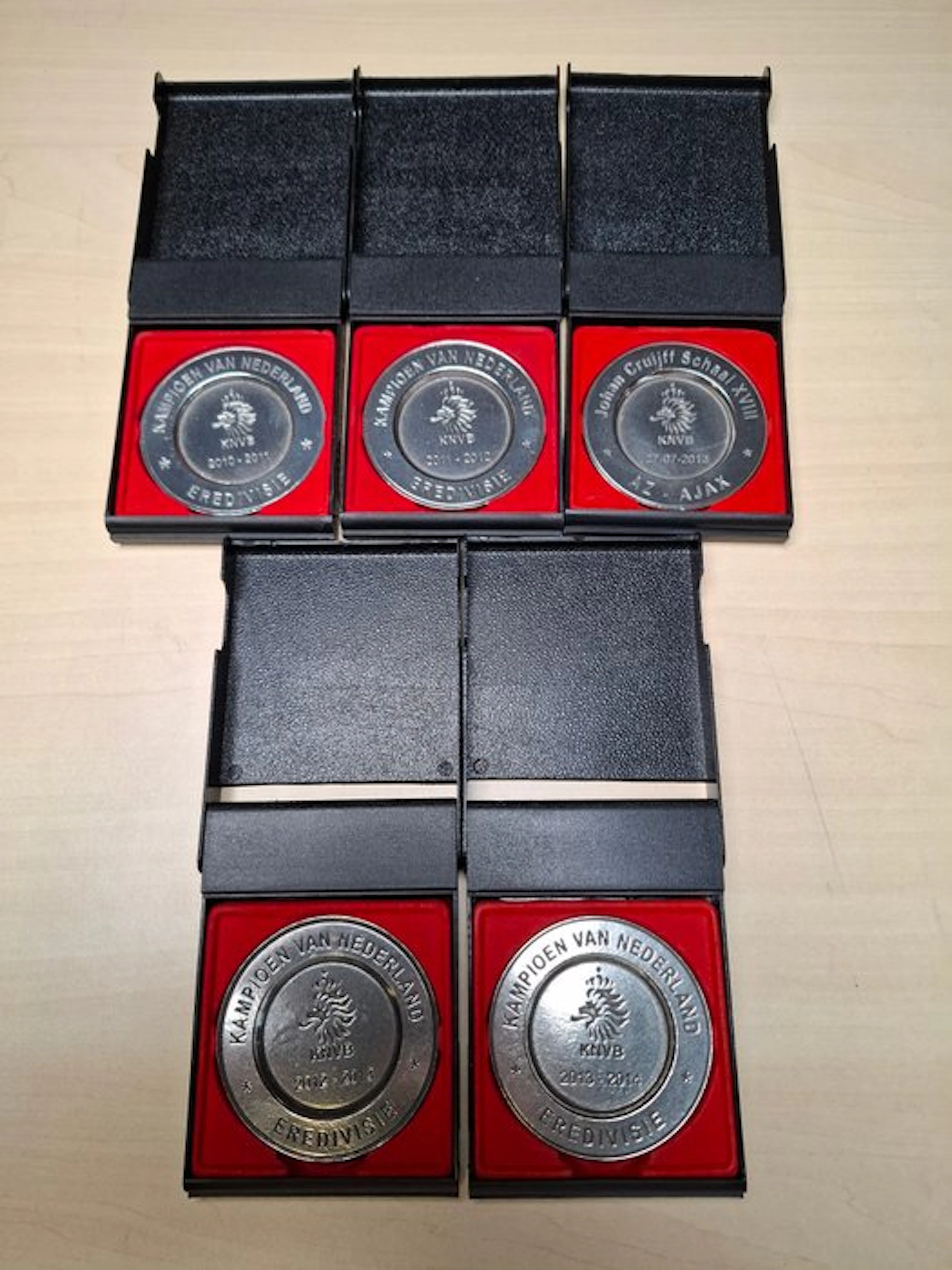 Ajax - Eredivisie - Medal, Replica championship trophies