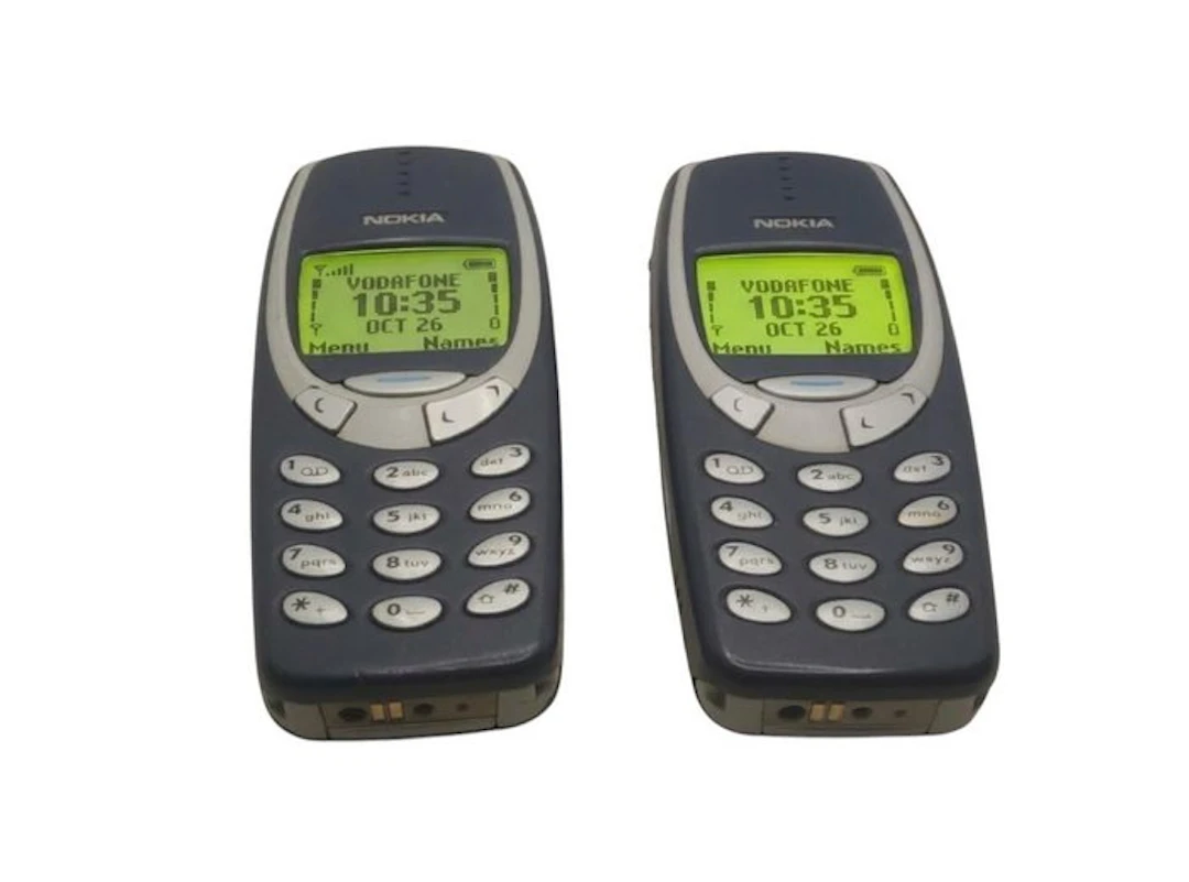 Nokia 3310 - Mobile phone