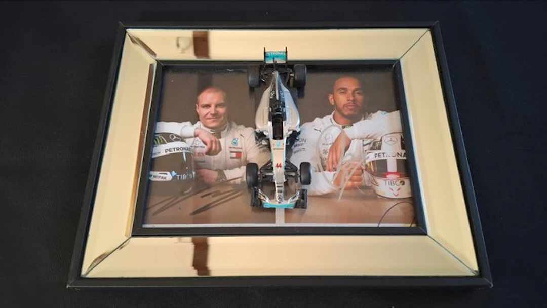 Lewis Hamilton. & valtery bottas - Lewis Hamilton & valtéry bottas - Formule 1