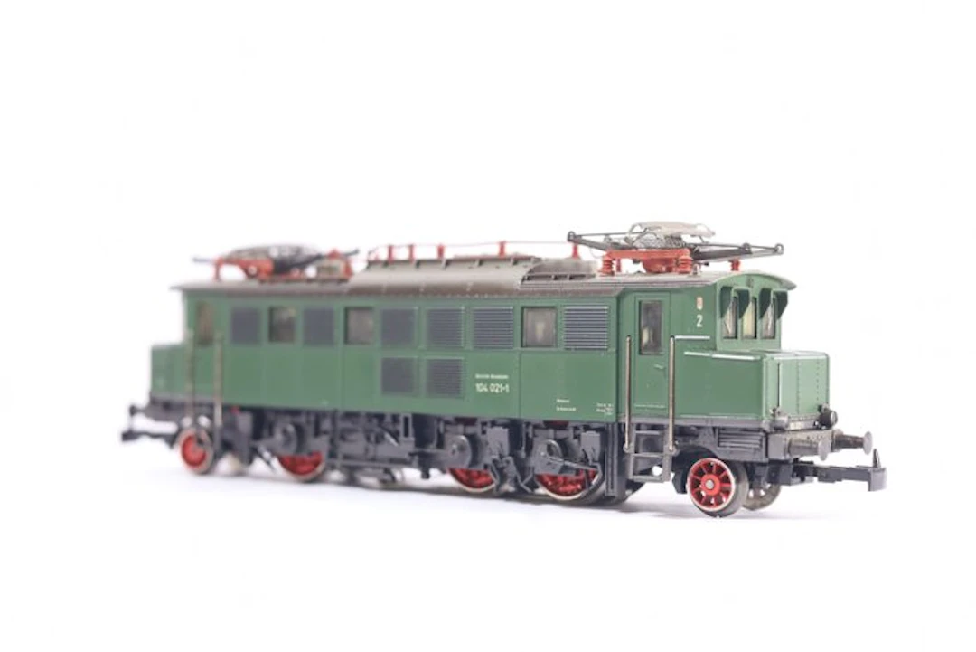 Märklin H0 - 3049 - Electric locomotive (1) - BR 104 - DB
