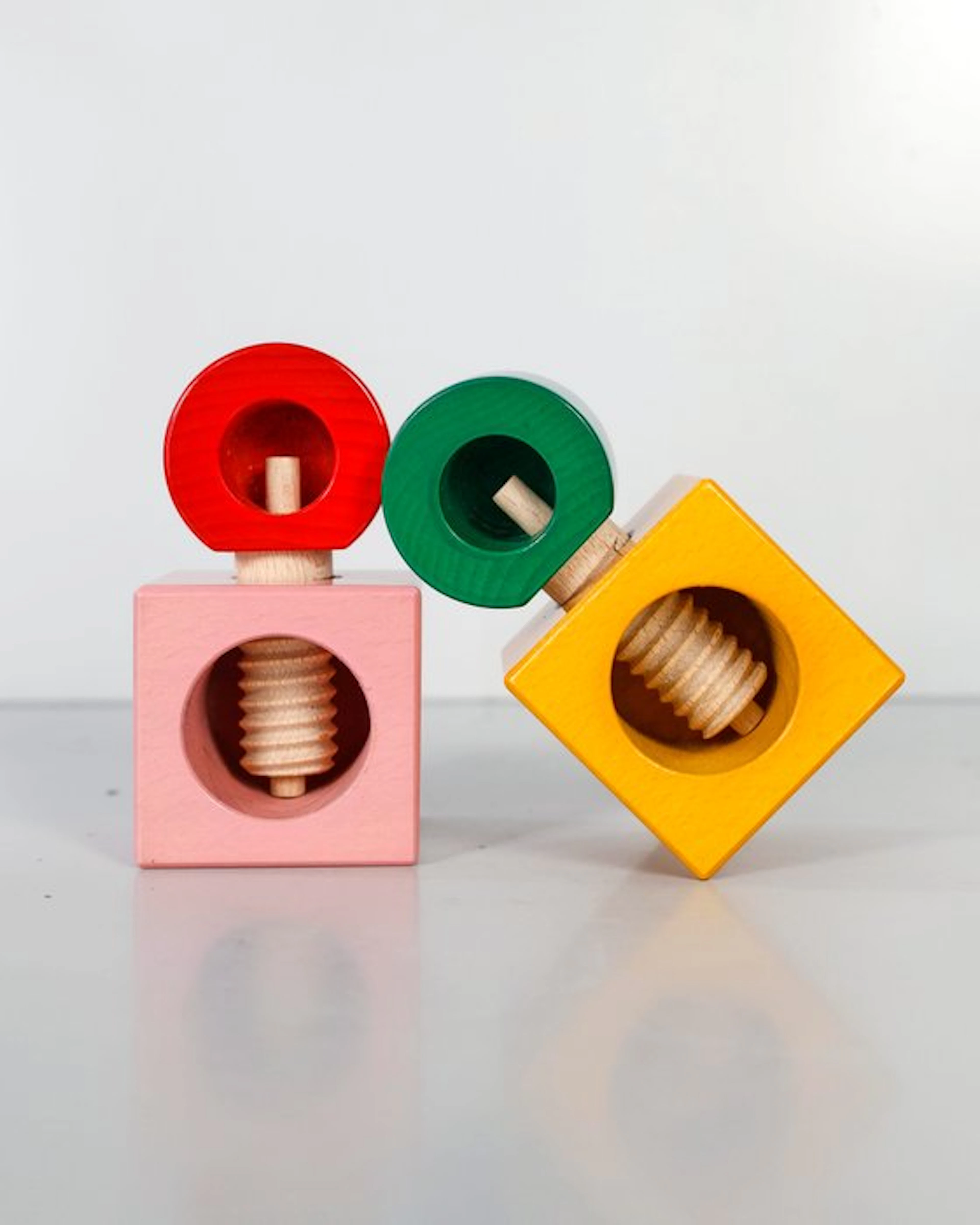 Alessi - Ettore Sottsass - Nutcracker - Twergi ES20 - Beech - CHOOSE
