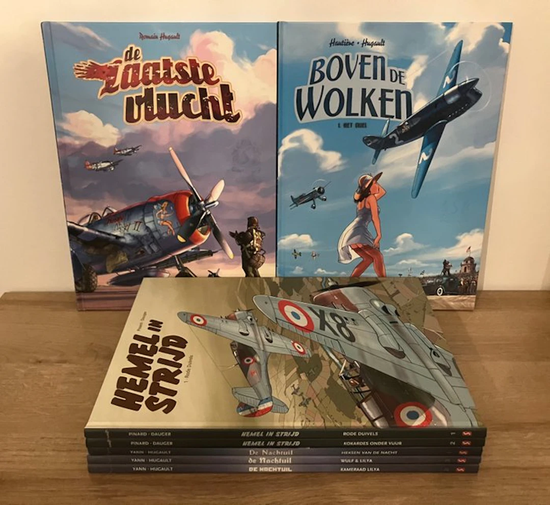 Hemel in strijd / De laatste vlucht / Boven de wolken /...
