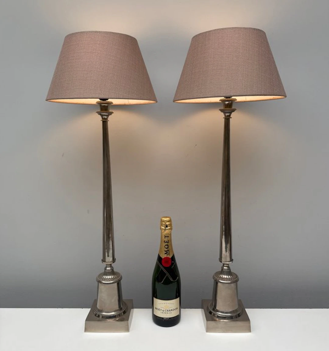 Table lamp - Nickel-plated brass - Two large ambient lamps.
