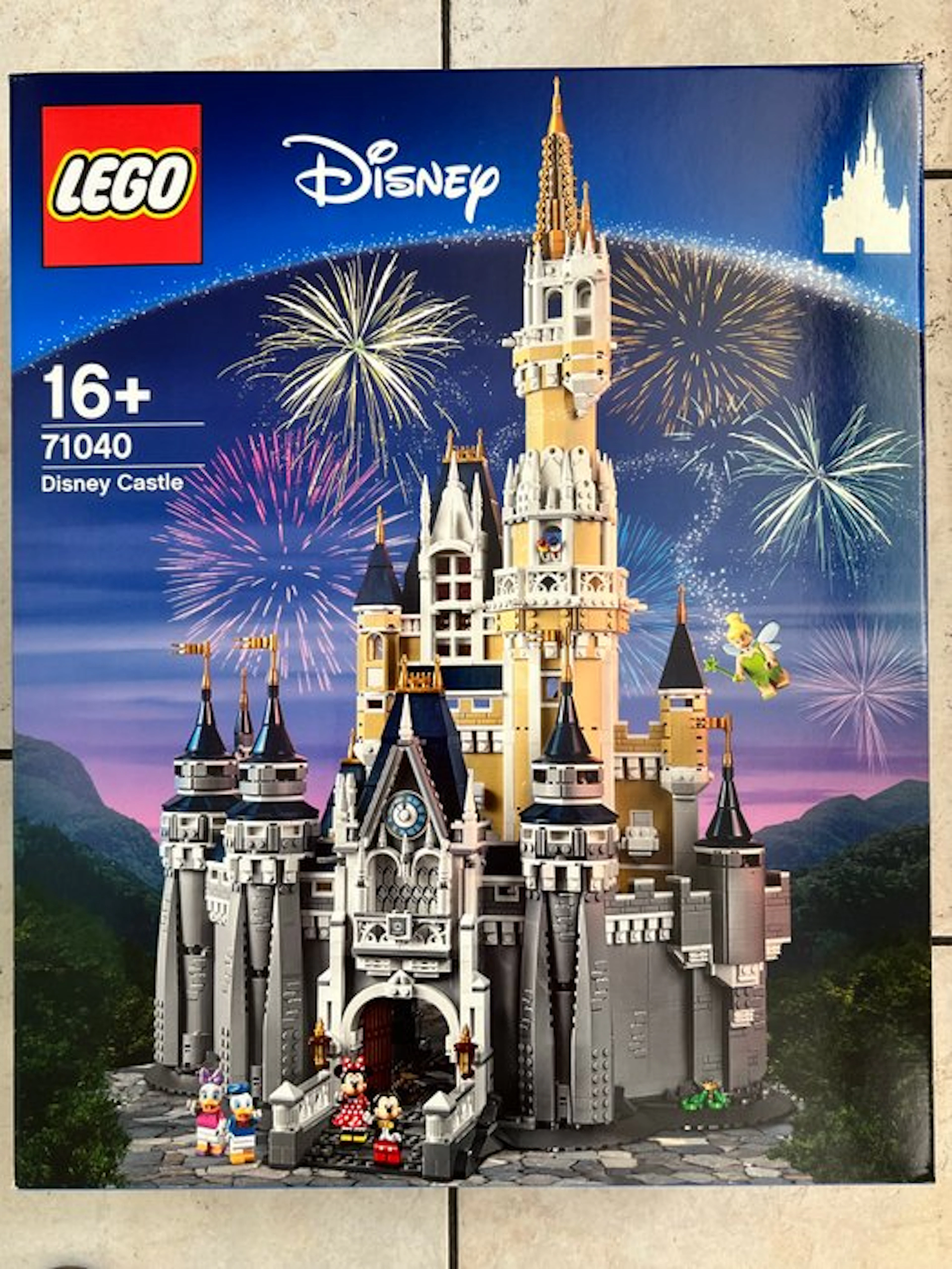 LEGO Set - 71040 - Disney - Disney Castle