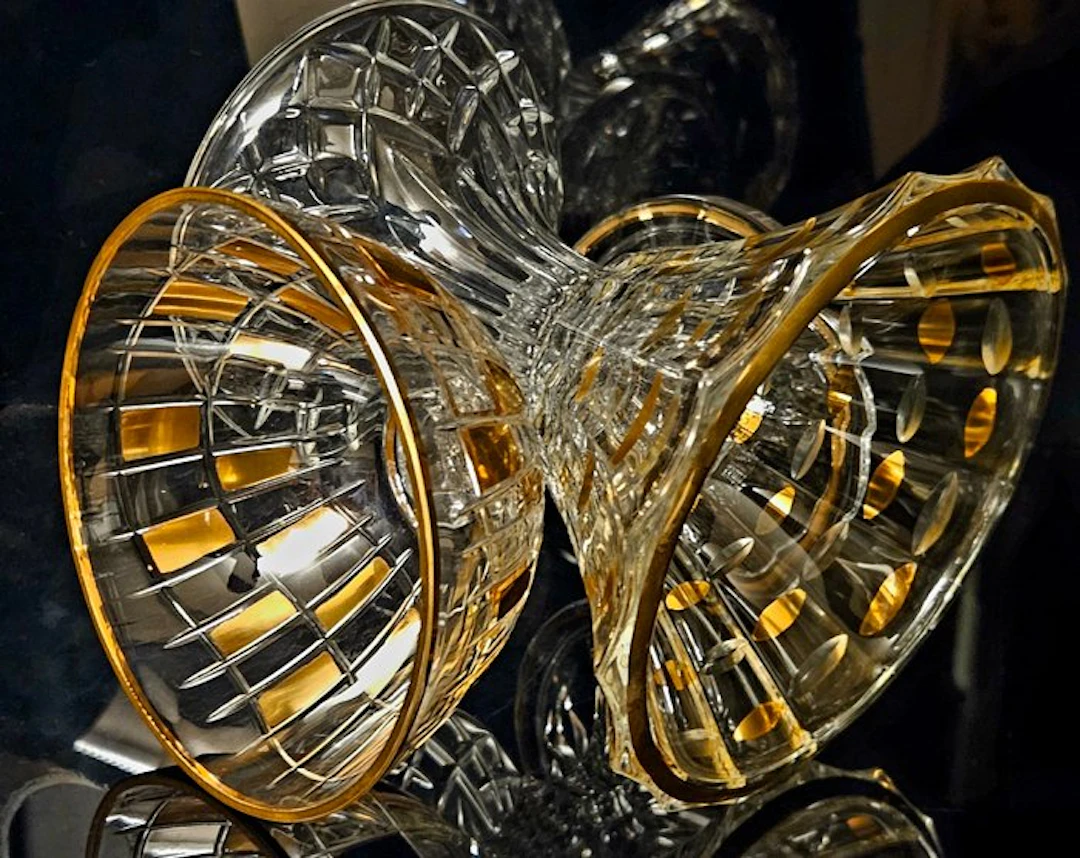 ISMIE showroom - Goblet (2) - full gold giants celebratory cups in gold - Gold