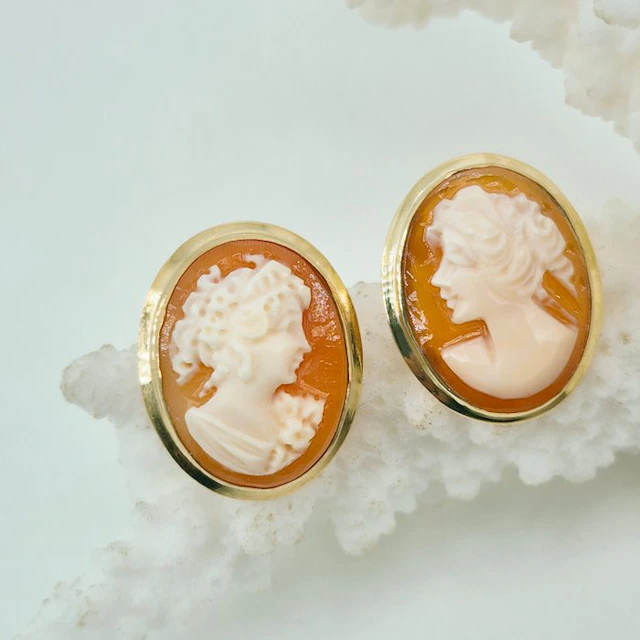 Silver, Gold-plated - Earrings - Hand-engraved Cameos