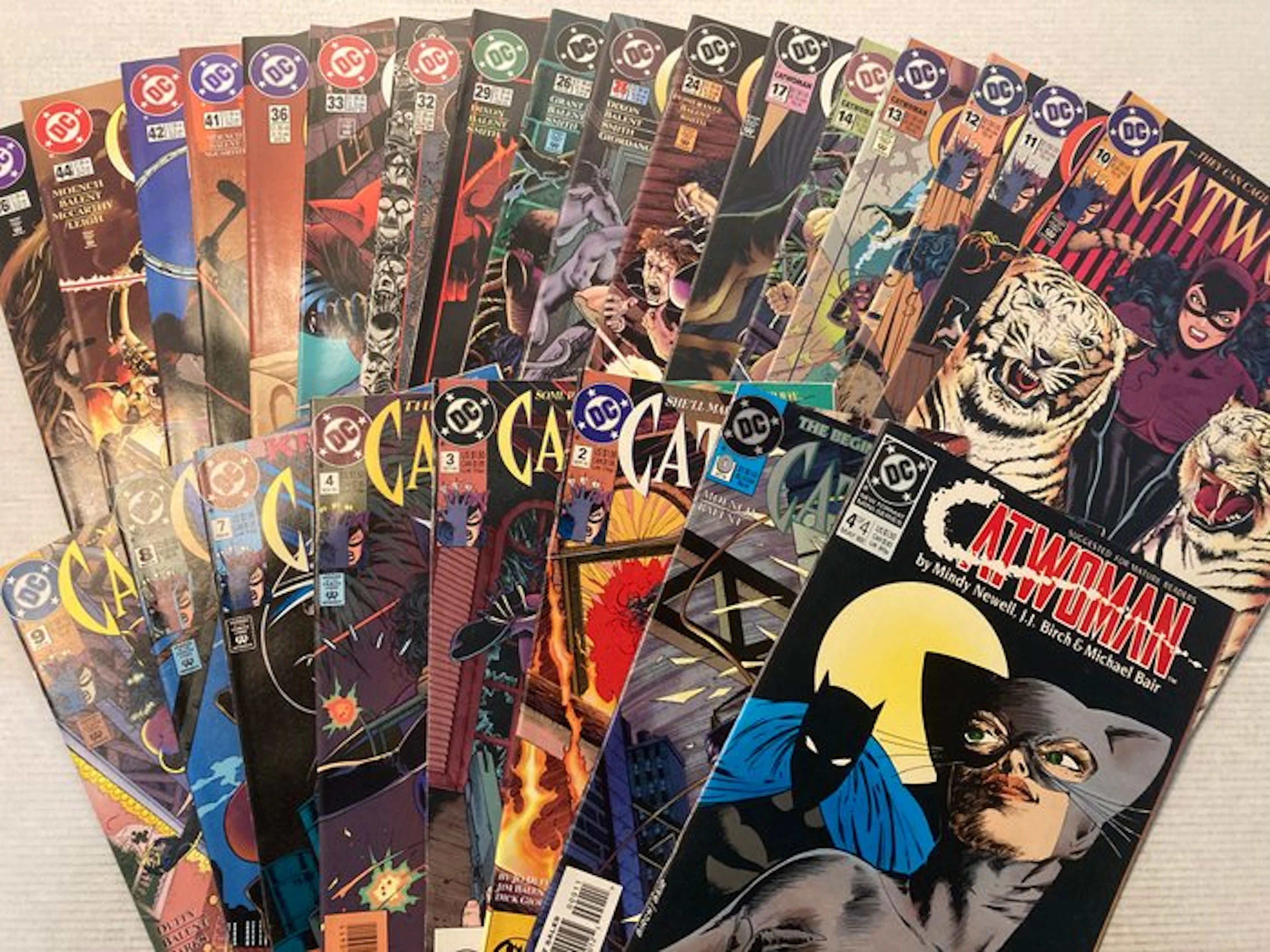 Catwoman (1993) 25 comics in Range # 0