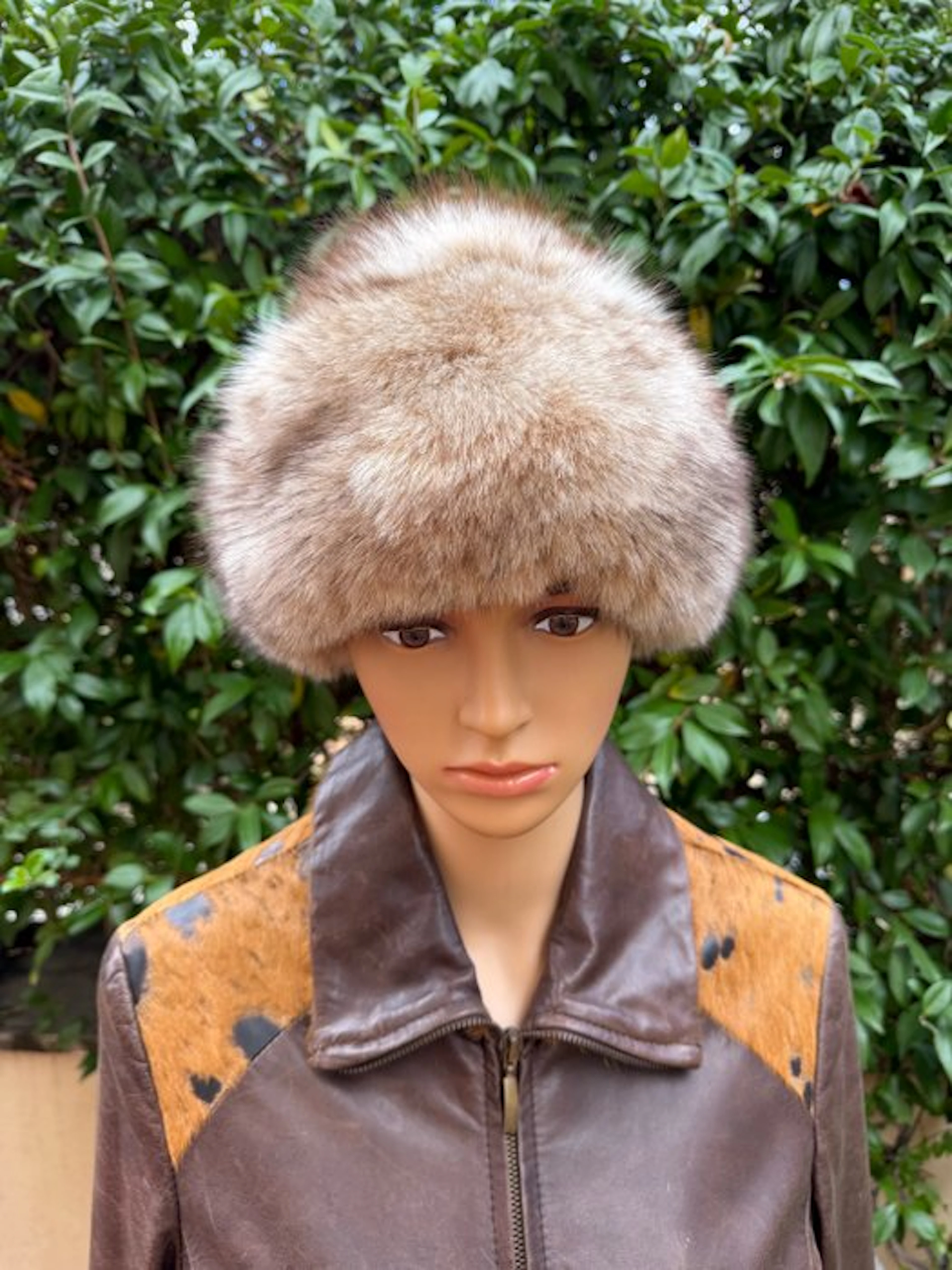 Artisan Furrier - Hat (1) - Fox