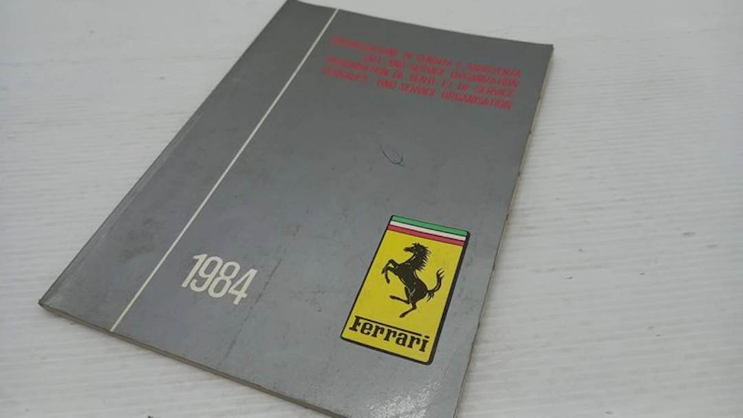 Book - Ferrari - Ferrari opuscolo originale vendita e assistenza - 1984