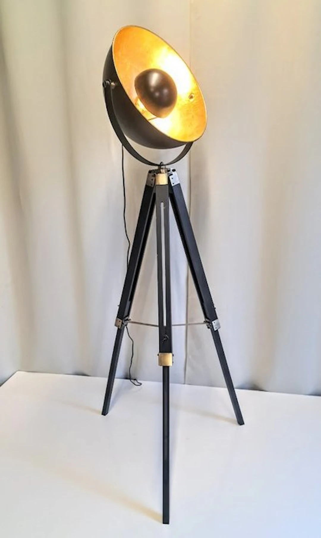 Uplighter floor lamp - Height adjustable - metal, wood