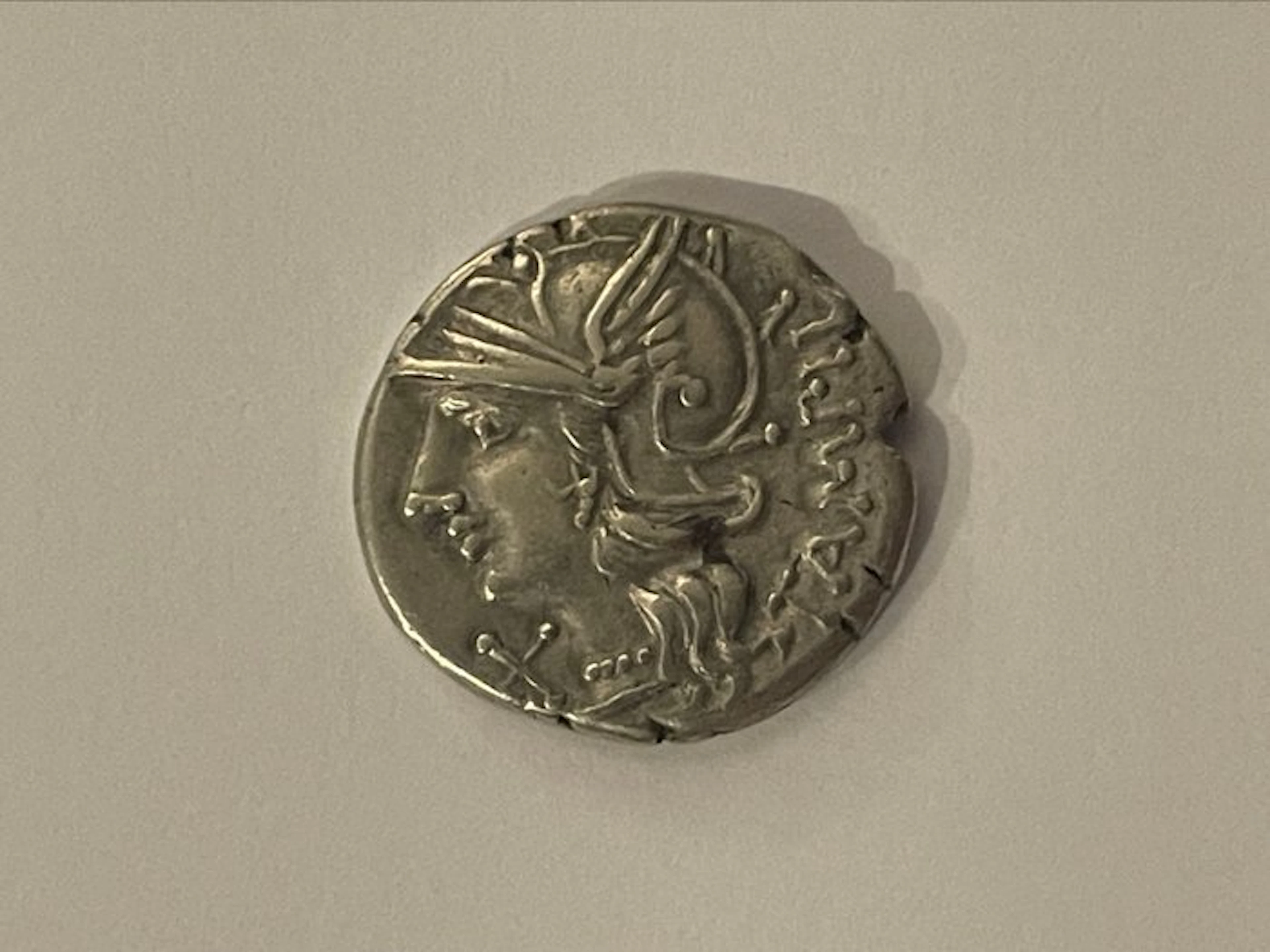 Roman Republic. M. Baebius Q.f. Tampilus, 137 a.C.. Denarius Roma