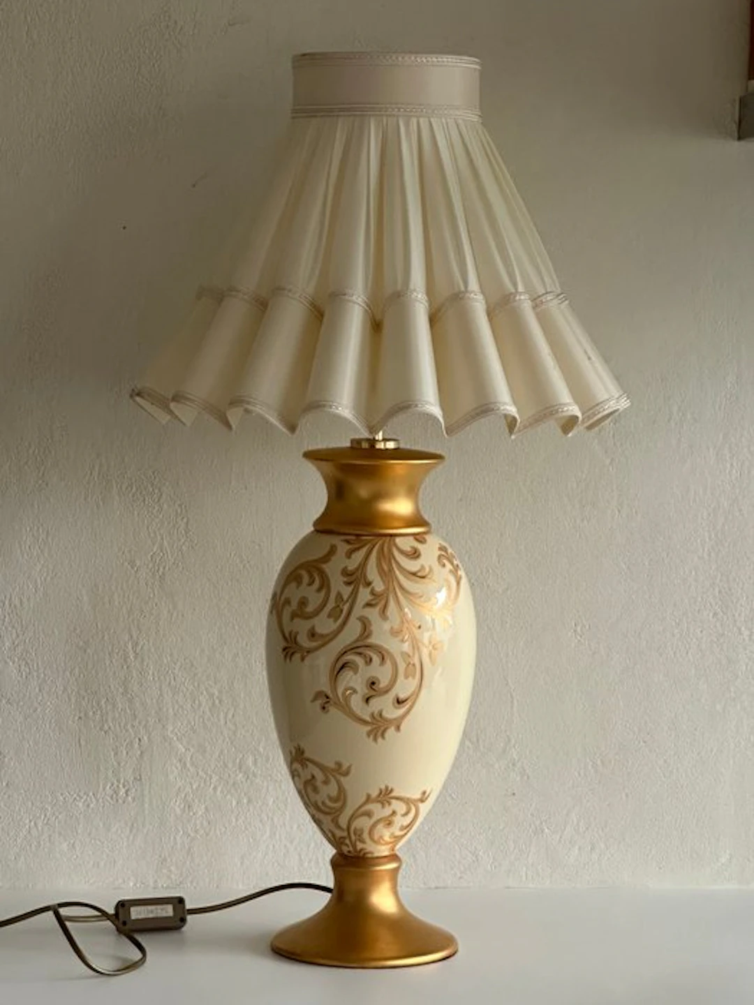Chique Hoge Tafellamp / Vloerlamp met een geplooide...