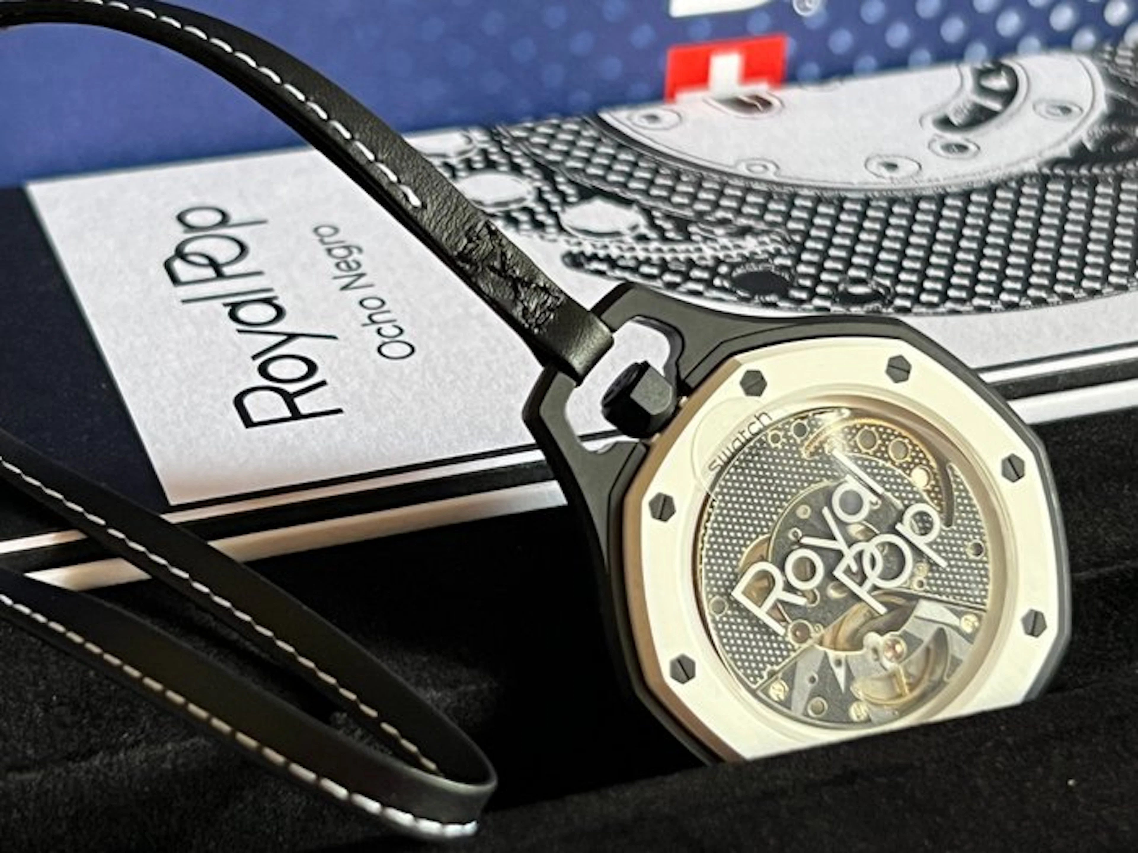 Swatch Royal Pop - Royal Pop