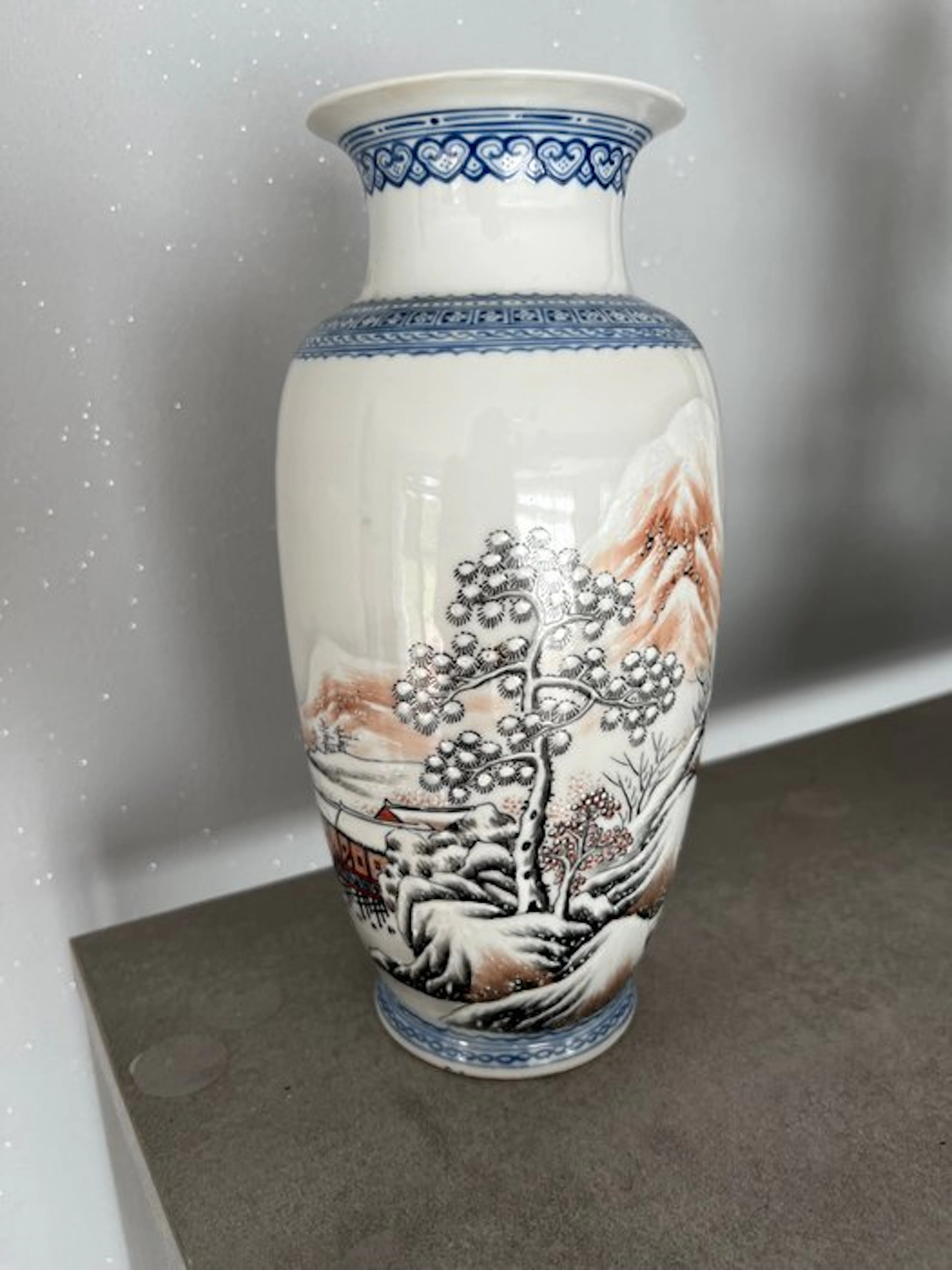 Vase - Porcelain - China (No reserve price)